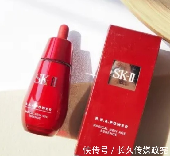 肌肤|35岁以上精华推荐,全球公认最好用的抗老精华