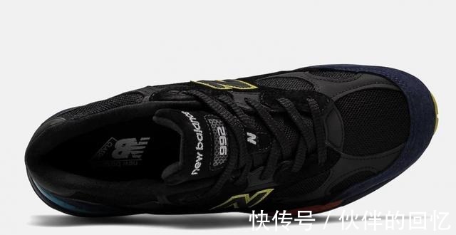 supreme 2021 必买4 双「黑色球鞋」推荐，你最爱哪一双！