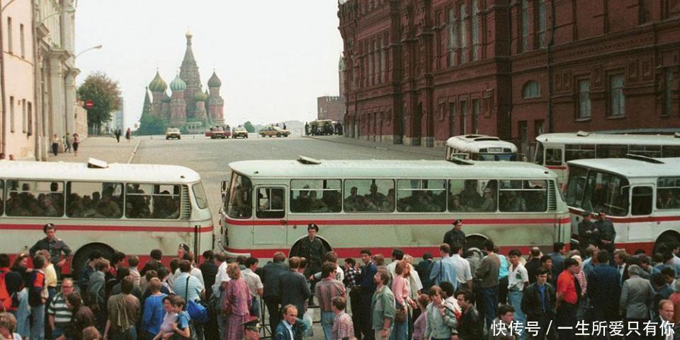 命运|发动政变,拯救苏联!坦克开进莫斯科,却无法挽救红色帝国的命运