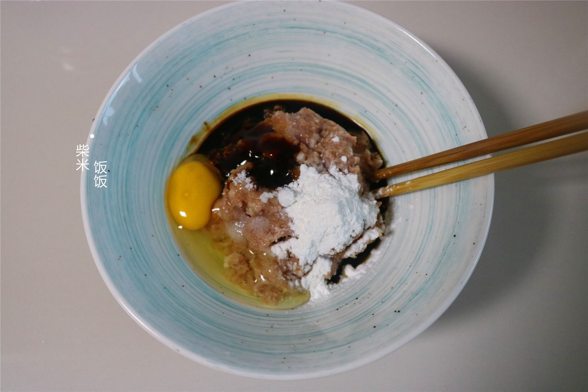 糯米肉丸|入秋之后,我家常吃这蒸菜,蒸一蒸就上桌,鲜香好吃滋养脾胃