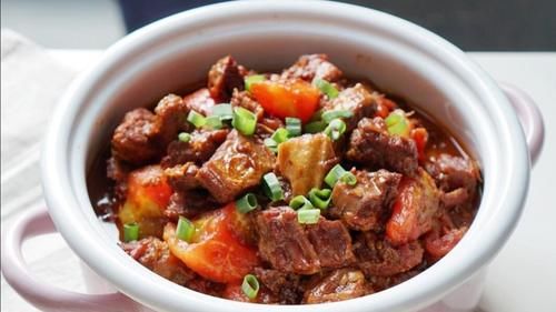 入冬|入冬，大厨推荐5道炖菜，营养美味，热乎乎，好吃到家人连汁都不剩