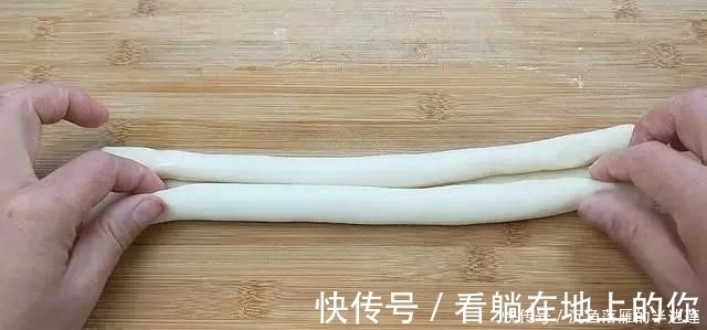 微信公众号|这个“饼”3天不吃就想的慌，金黄酥脆，又香又解馋，做法超简单