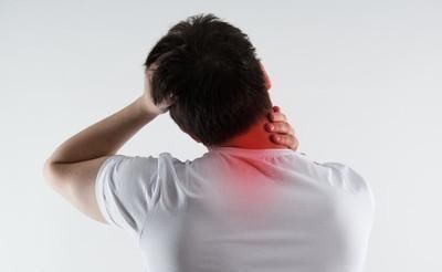 委中|颈部拉筋法,加8穴位按压法,打通全身经络,颈椎病肩周炎都管用