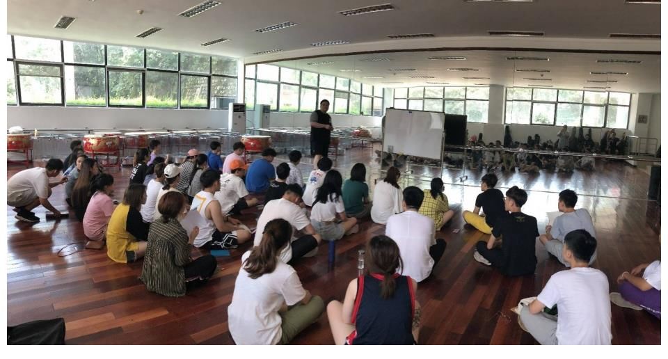 許環(huán)良現(xiàn)身B站綜藝 卞子嚴(yán)音樂(lè)道路不孤單