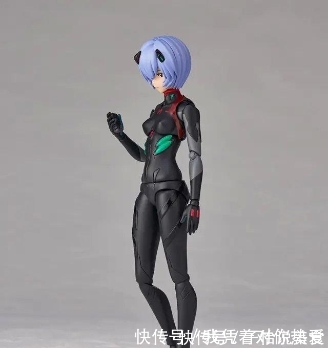 地款|“种地款”绫波丽手办,被称为“新农村福音战士”,如此贴近生活