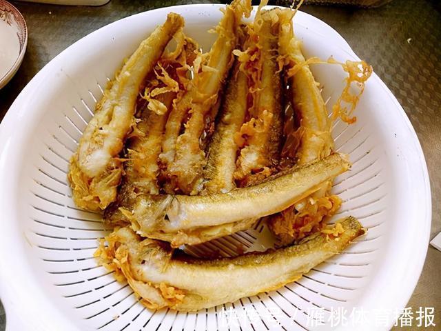 鱼身|软炸小光鱼怎么烹制？软炸小光鱼的做法