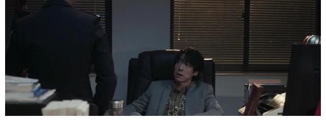 才发现，《扫黑风暴》里胡所长的扮演者孙浩竟然是歌手