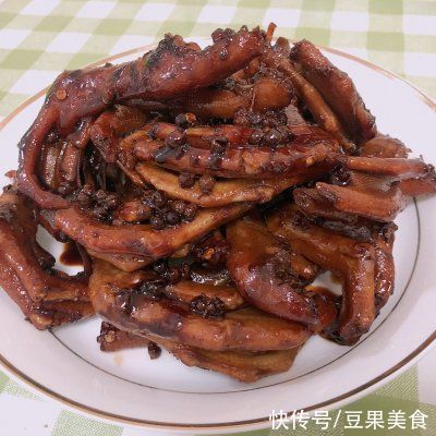 鸭掌|秒杀餐厅大厨，正宗周黑鸭（鸭掌）自己在家做