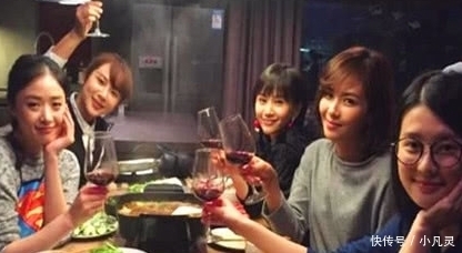 杨紫 杨紫和朋友去吃火锅服务员却说免单了,老板是他