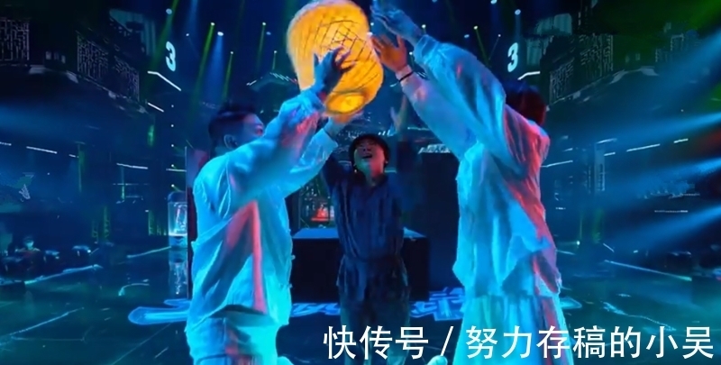 播一季火一季,又被這檔綜藝“炸”到了