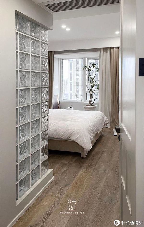 l型|90后妹子的家火了，一人住98㎡精致又高级，网友：还缺男朋友吗？