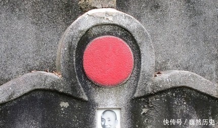 叶问|李小龙曾拜其为师,一代宗师安眠之所香火不断!