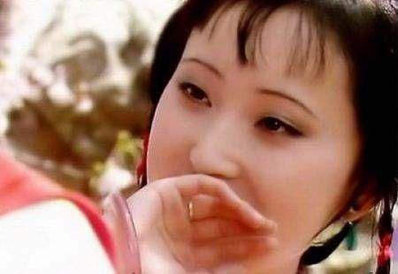 薛宝钗@林黛玉有多漂亮?贾母一句含蓄表扬,胜过千言万语