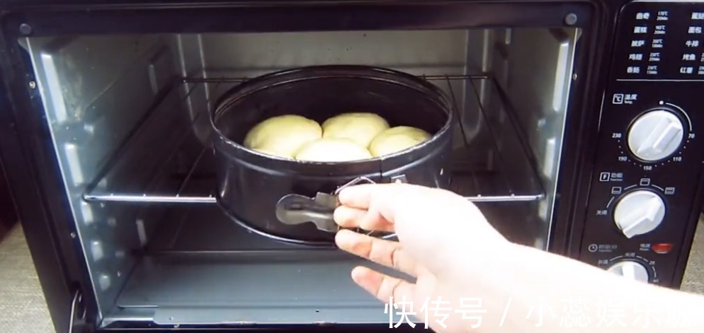 面团|教你正宗的面包做法，学会这个诀窍，面包才柔软蓬松，一次就成功