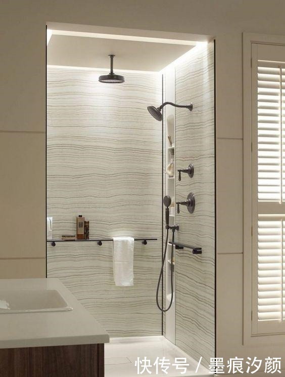 地漏|越来越多的浴室兴这样装!地面铺桑拿板,淋浴喷头做顶上,太漂亮!
