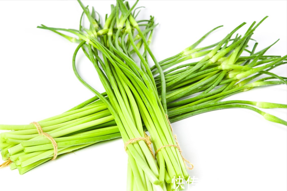 同样是蒜苔,“绿头”和“红头”有啥区别知道以后就别乱买了