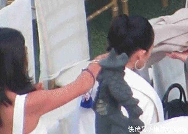 娱乐圈 被章子怡“裁照”、上节目遭吐槽,离职后苏芒在娱乐圈却混不开?