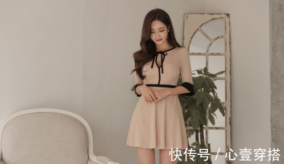 时尚|女神孙允珠高清时尚搭配:绯色下午茶温润娇柔甜蜜衣裙