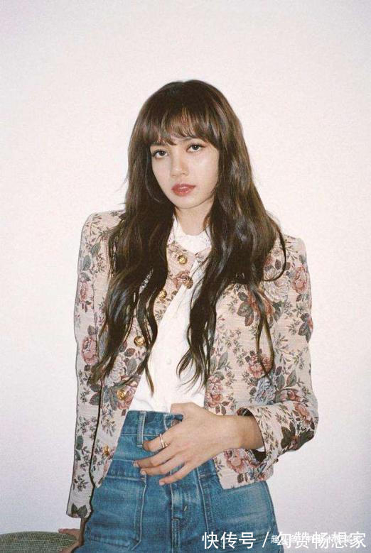 女孩子们 不管你是奔几的女性,这4种显老发型千万别留,不仅像大妈还伤发