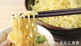 gi值|面条、米饭和馒头,哪个更容易升血糖?选错了主食,血糖难降