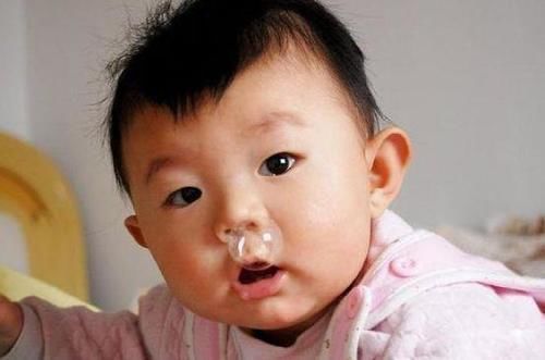 塑料袋|吃1次等于吃8个塑料袋!9岁男童积食不长个,只因这3种晚餐