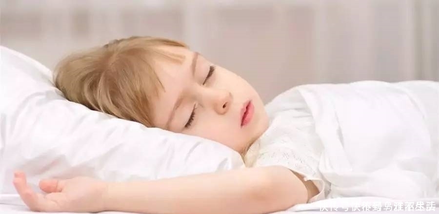 老人|身上有这4种特征的“小团子”,老人称是来“报恩”的,你家是吗