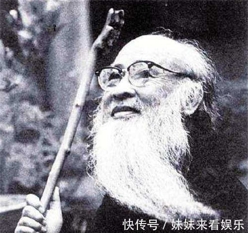 张大千$他画一幅《虎啸山居图》,落款故意改成唐伯虎,结果被山寨百万次