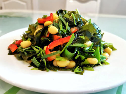 晒两口子的休息天午晚餐，午餐香艳晚餐清爽，一个字：香