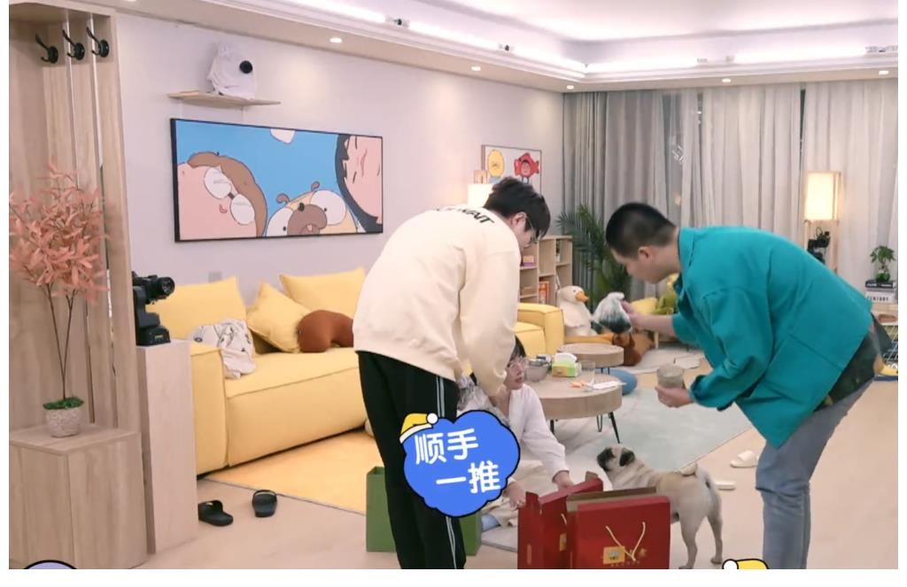 毛不易李雪琴联手“欺负”马頔下厨,比起王建国,他俩果然更合适