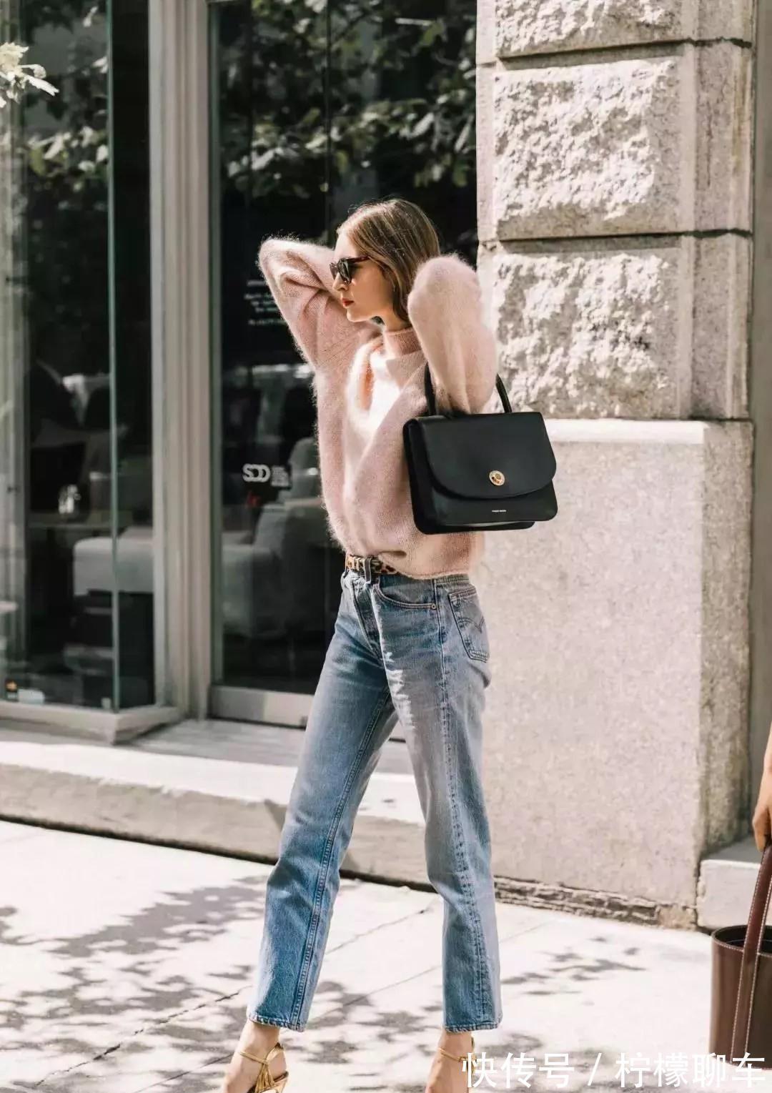 高跟鞋 中年女人再懒,也少穿牛仔裤出门,今年流行的烟管裤,更时髦减龄