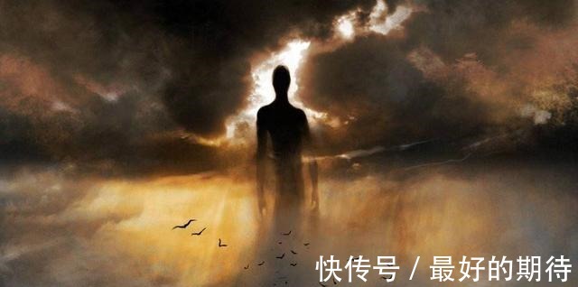 书虫|这本小说开局惊艳眼球,剧情多次反转,堪称黄金三章的典型范例!