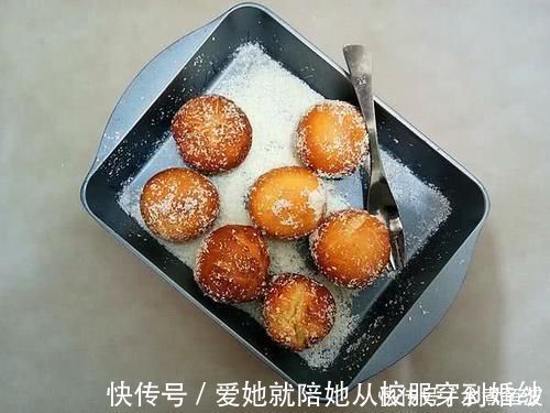 面团|以后面粉就这样做,加1个鸡蛋,不用烤不用蒸,比蛋糕都好吃