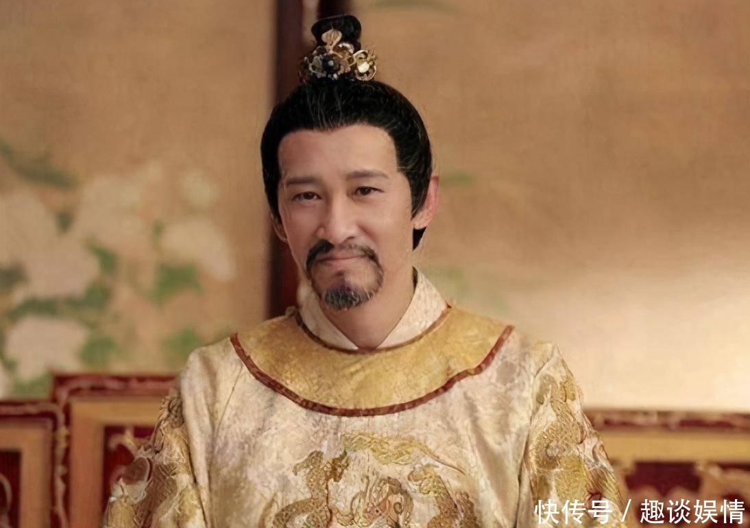 这尊女俑为何是镇馆之宝,虽然技法不高,但却雕出唐朝的“自信”