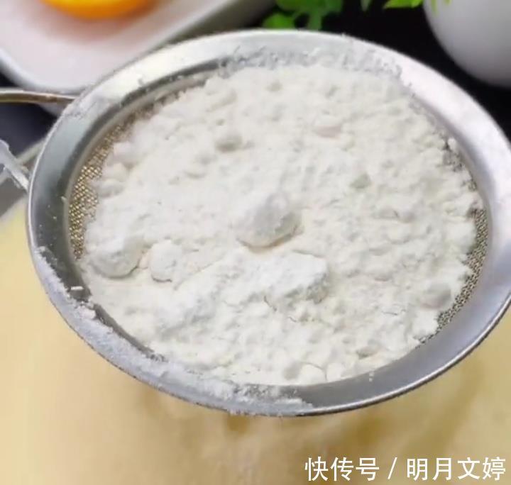 玉米油|做蛋糕,不用烤箱,教你一招,细腻蓬松,香甜可口,好吃又省事