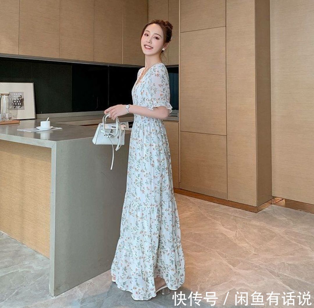 中年 40岁女人春天怎么选裙子?记住这“4穿4不穿”,优雅得体更显气质