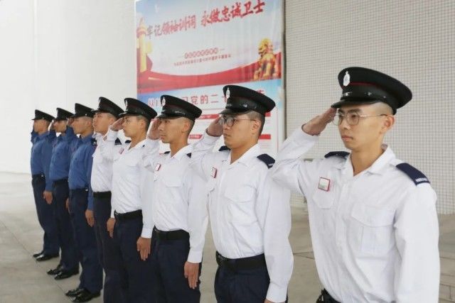 香港消防来广东学中式步操，画面来了！