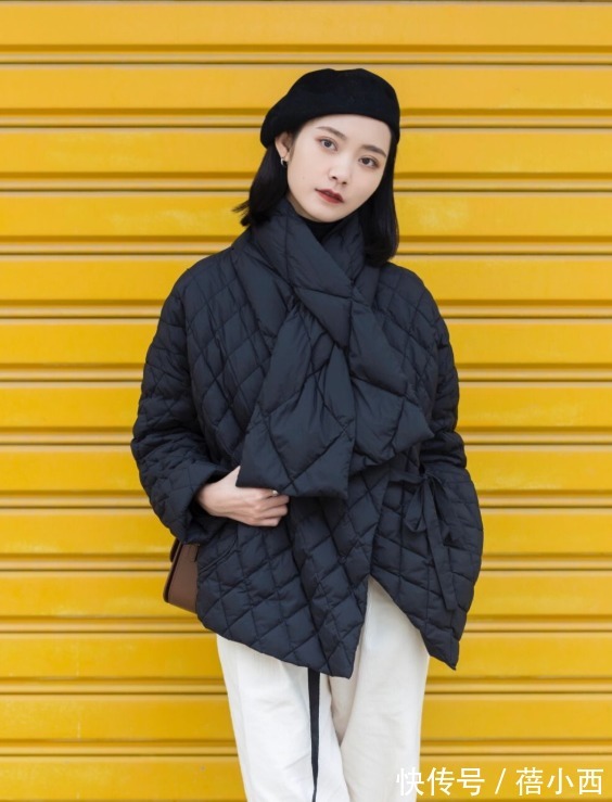 平底鞋 有品味的女人都在穿“烟筒裤”,配羽绒服、大衣超显瘦,都想照搬