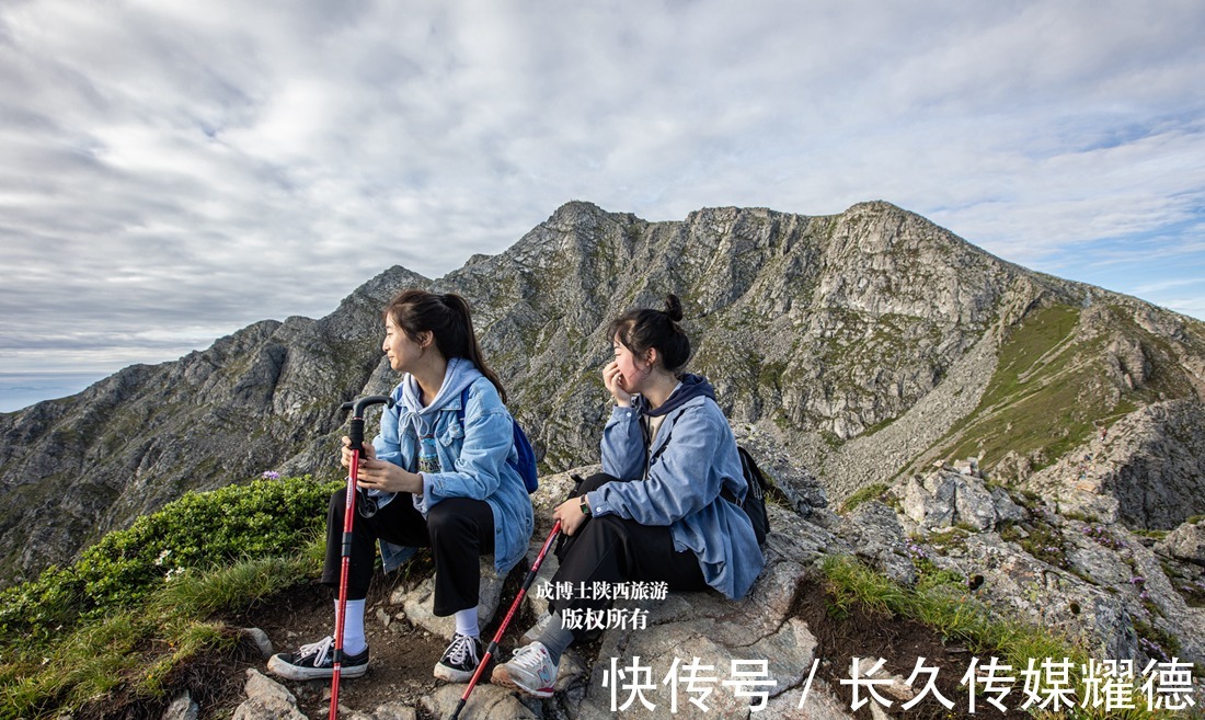 日出|雨中登太白山，见识到最美的秦岭风光：日落、日出、云海