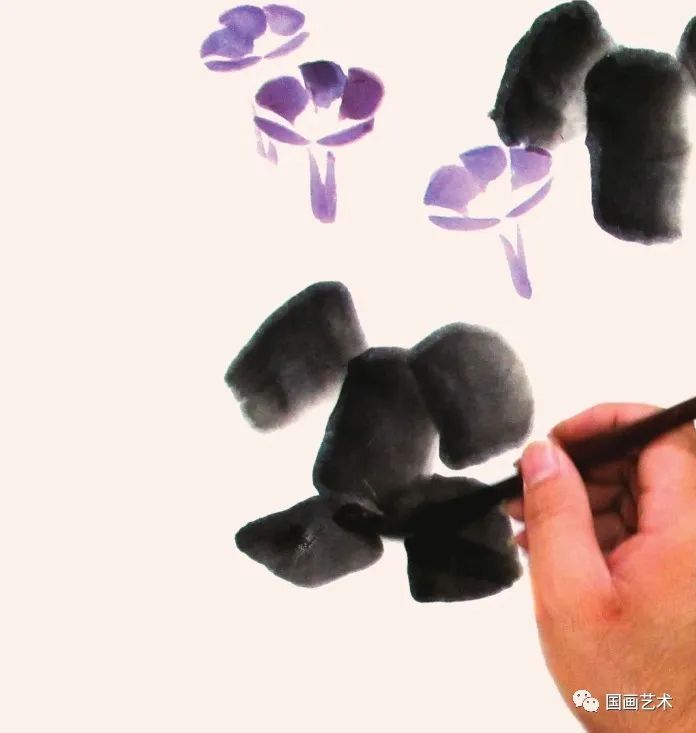 浓淡！图文教程——轻松学画喇叭花