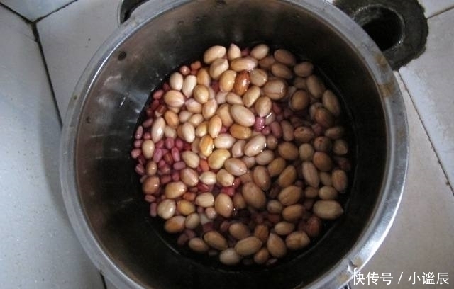 花生|比豆浆、牛奶更补钙,每天1碗,孩子个头长得快,营养品都省了