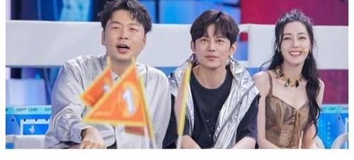 迪丽热巴|荣耀夫妇现身《快乐大本营》,迪丽热巴丁程鑫热舞好养眼