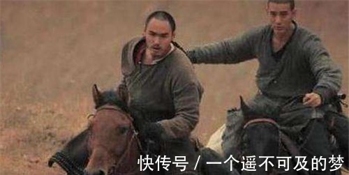 周幽王|古人“八百里加急”时,土匪为何从不敢劫看他腰间绑的是啥