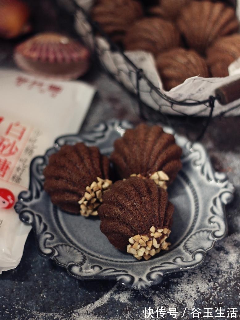 巧克力|很适合做下午茶的法式小点心,口感香甜湿软,巧克力味道浓郁