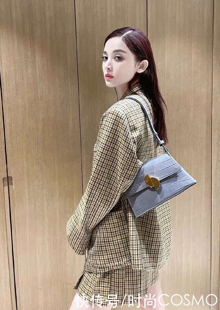 设计师刘雯再上线，这次实穿性5颗星|时髦办 |女生一定要知道的高级感香水，你懂的\＂,\＂i10\＂:\＂美人计