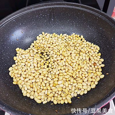 可口好上手的自制黄豆酱，再也不担心吃不上饭了