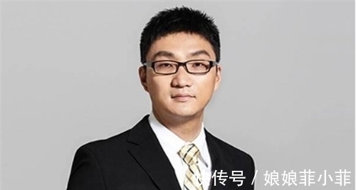 黄峥|拼多多股价跌幅或超50%,约合10个苏宁,还收获30万条投诉