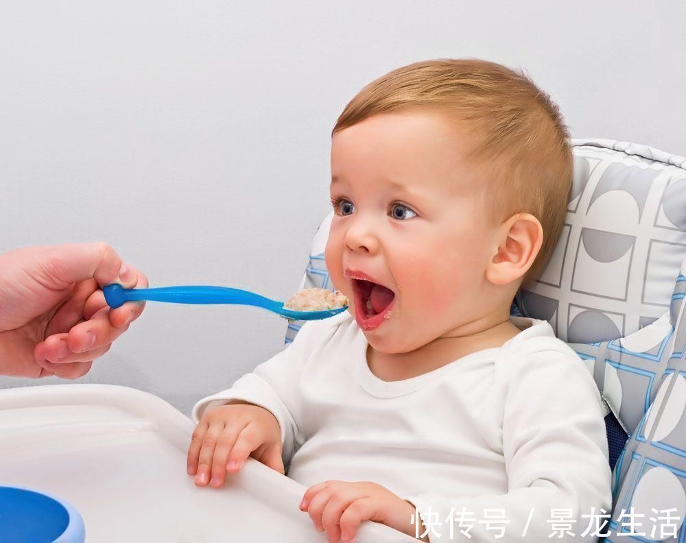 黑牙|6岁孩子满口“黑牙”,罪魁祸首不是吃糖,而是父母的疏忽造成的