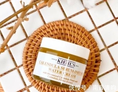 保湿|美白补水保湿面霜推荐:深层滋养皮肤,让肌肤长时间维持水润状态