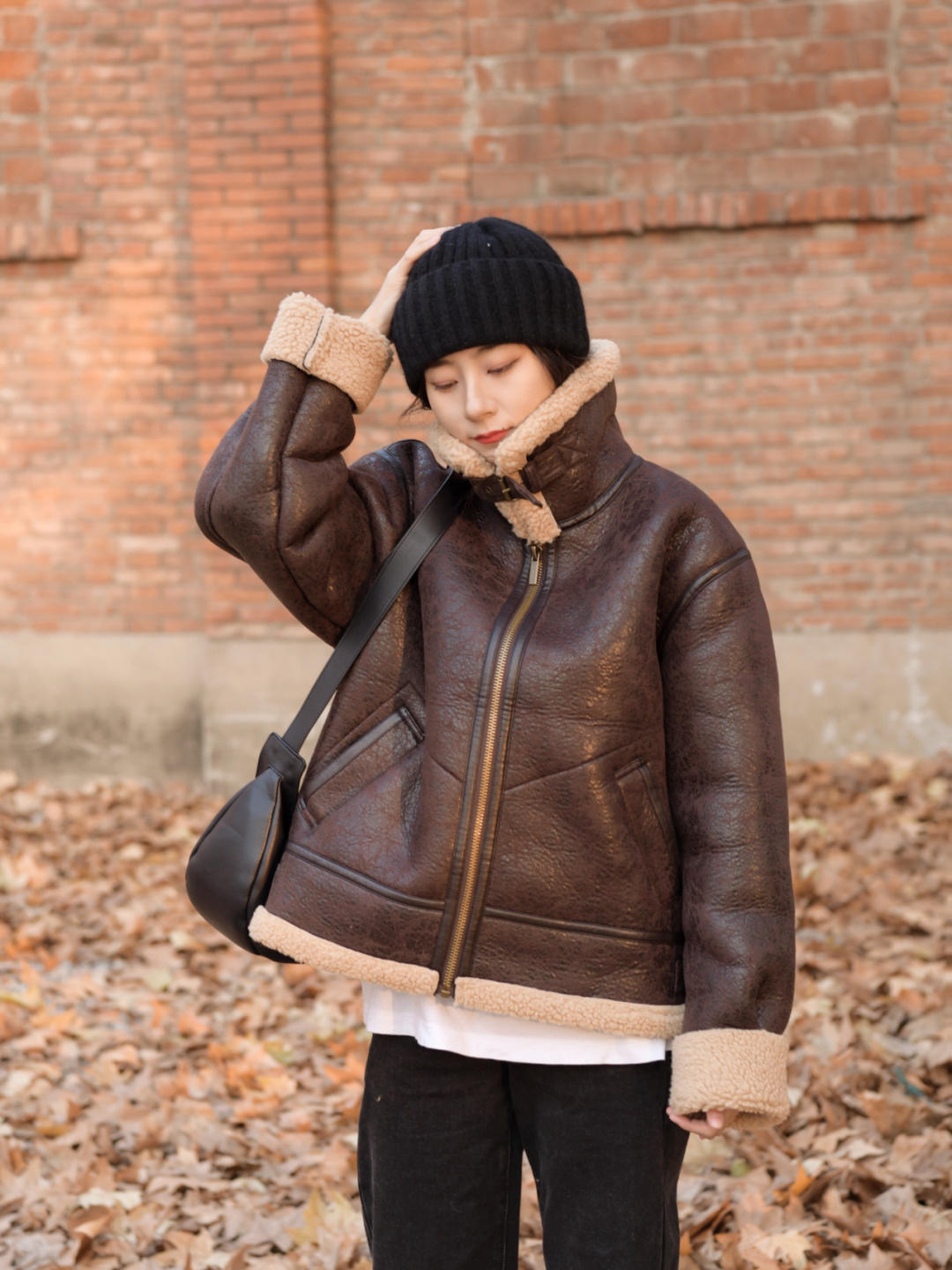 机车外套|被这组机车外套搭配折服了,显气质又高级,美丽又不“冻人”