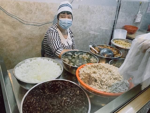 旋风少女：关于海的思念，从春到冬，从阴到晴，一路逛一路吃